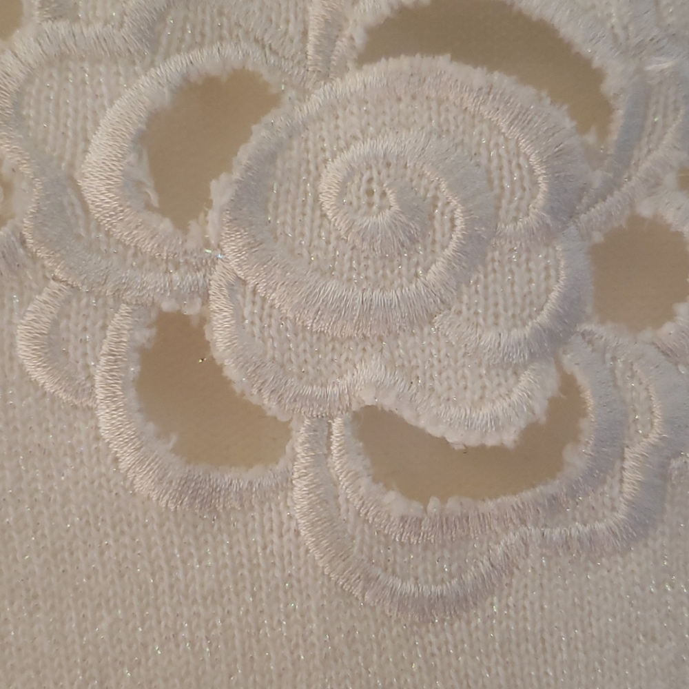 Blouse - Picture 6 of 6